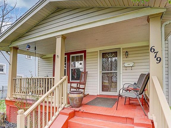 5th image of 679 Greenlawn Ave