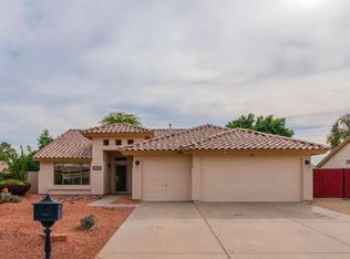 6905 W Monte Lindo, Glendale, AZ 85310