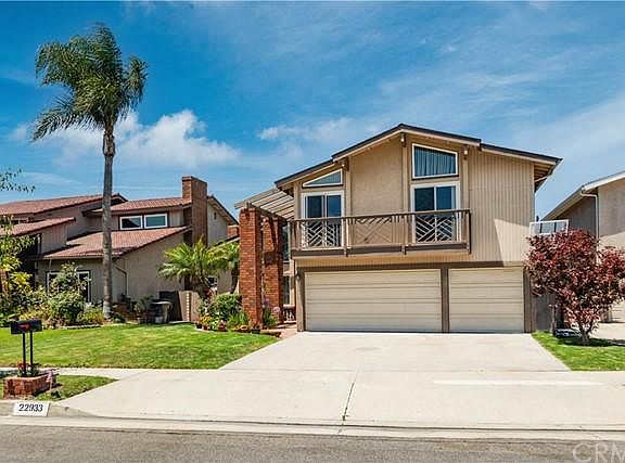 2nd image of 22933 Audrey Ave