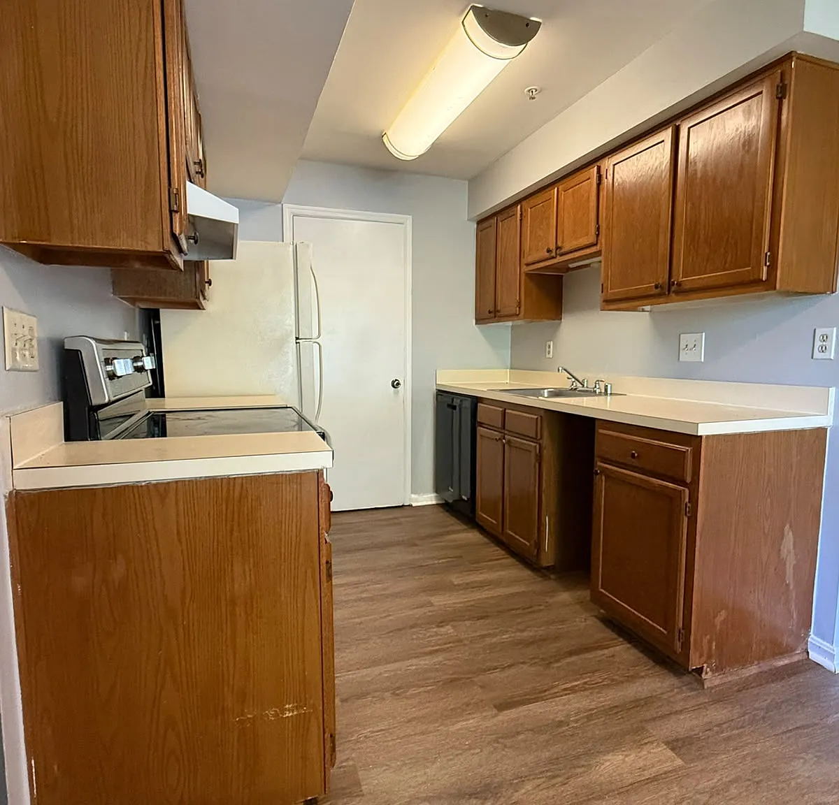 2 bed, 975 sqft, $2,375 — Photo 3