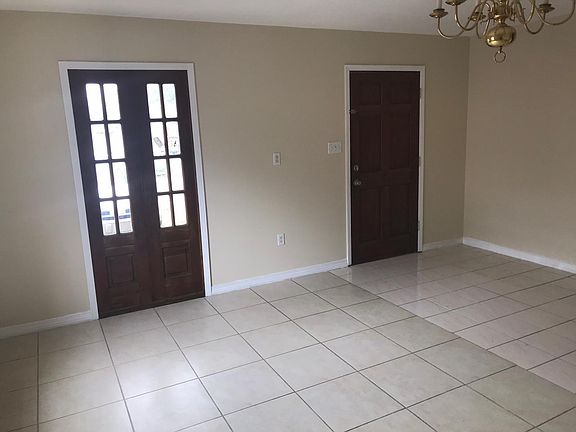 2nd image of 5181 Demontluzin St