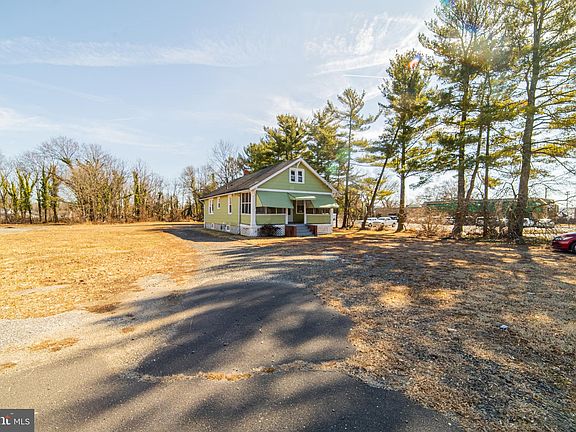 2nd image of 363 S Delsea Dr