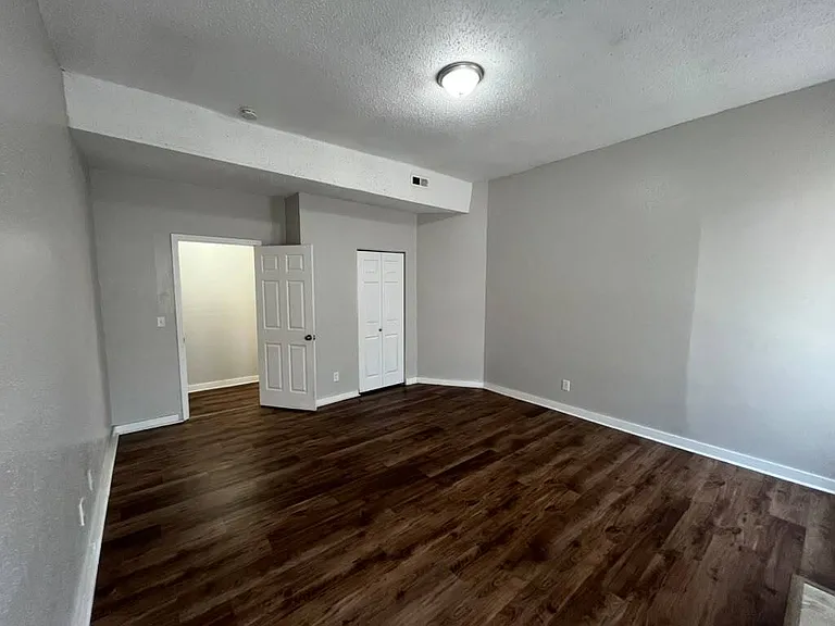 6701 Michigan Ave — Photo 23