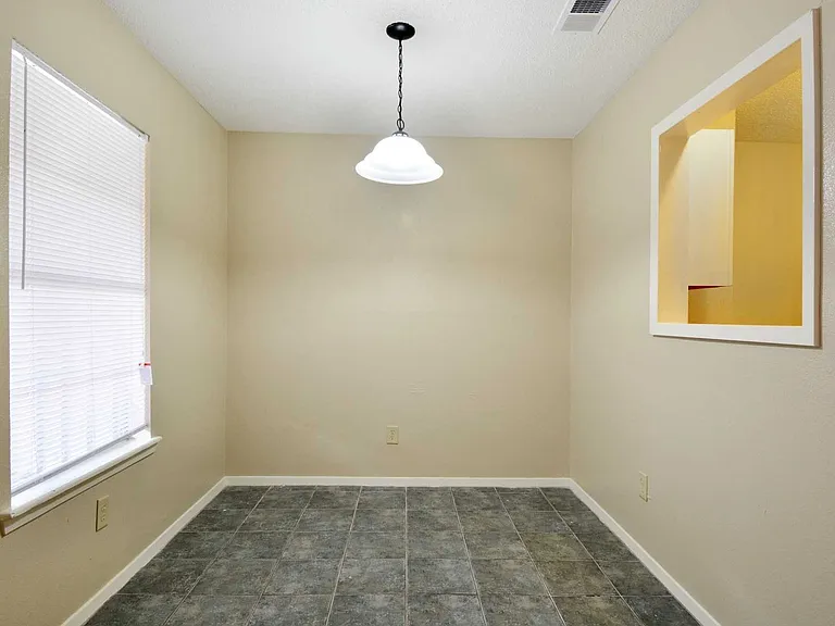 Crossings Apartments — Photo 28