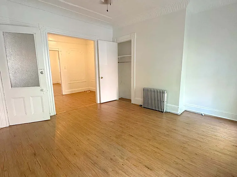 939 Lorimer St #2 — Photo 3