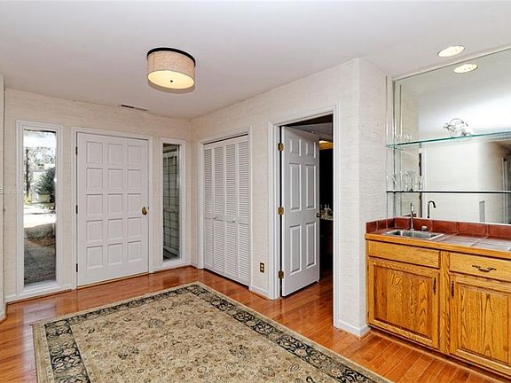3rd image of 133 Moss Creek Dr