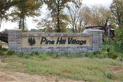 1st image of 103 Blue Spruce Dr