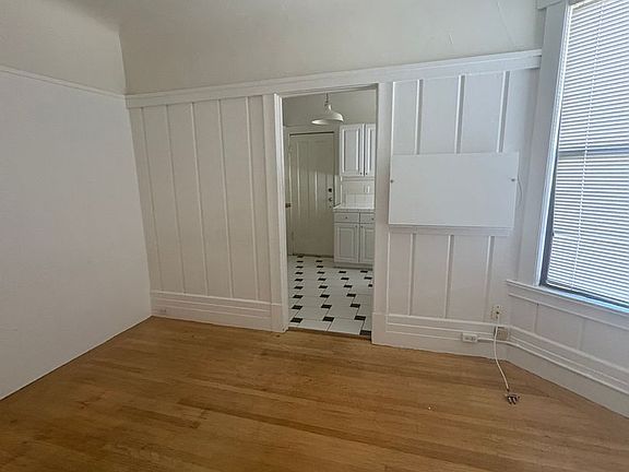 2nd image of 115 Haight St APT 15
