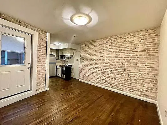 Rented by Highline Residential | media 14