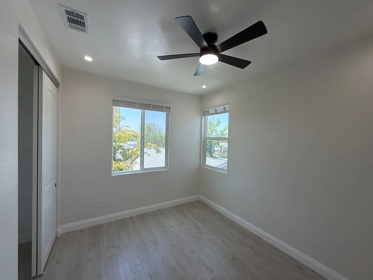 5337 Saxon St — Photo 3
