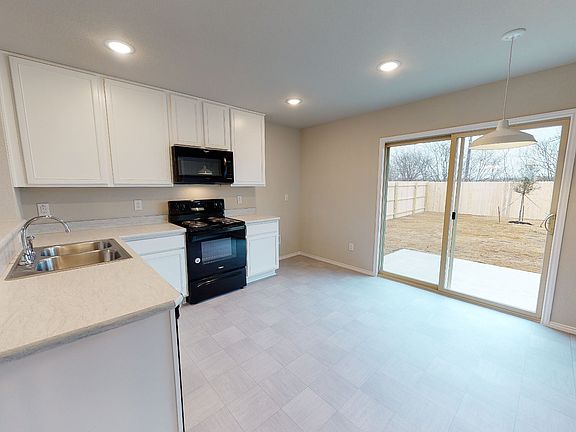 Maple Floor Plan