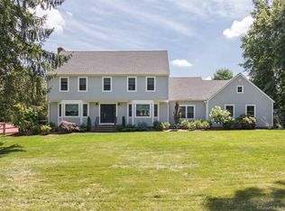 102B Kings Hwy, North Haven, CT 06473