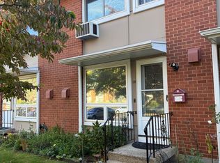 126 Centerbrook Rd, Hamden, CT 06518