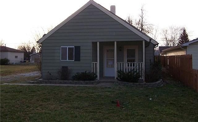 1st image of 3304 Alice Ave