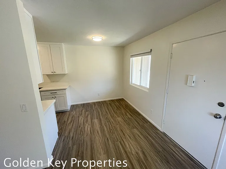 1519 - 3110-3130 Jefferson St. — Photo 4