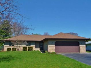 7308 Moss Canyon Rd, Cherry Valley, IL 61016