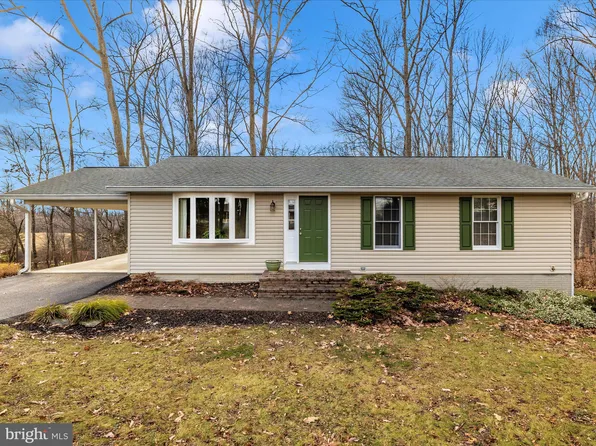 7716 Harvest Hills Ct, Mount Airy, MD 21771