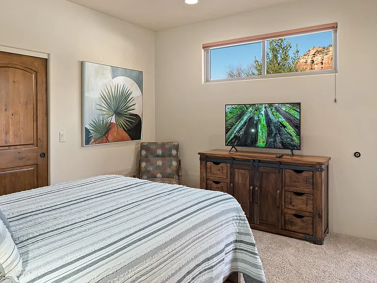 2370 Lariat Rd — Photo 26