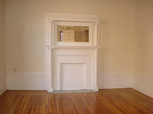 Rented by Metropolitan Equities | media 7