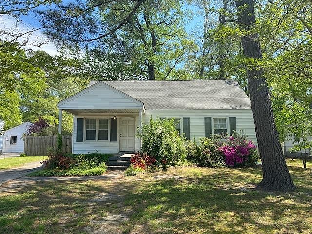 1st image of 8248 Fernwood Dr