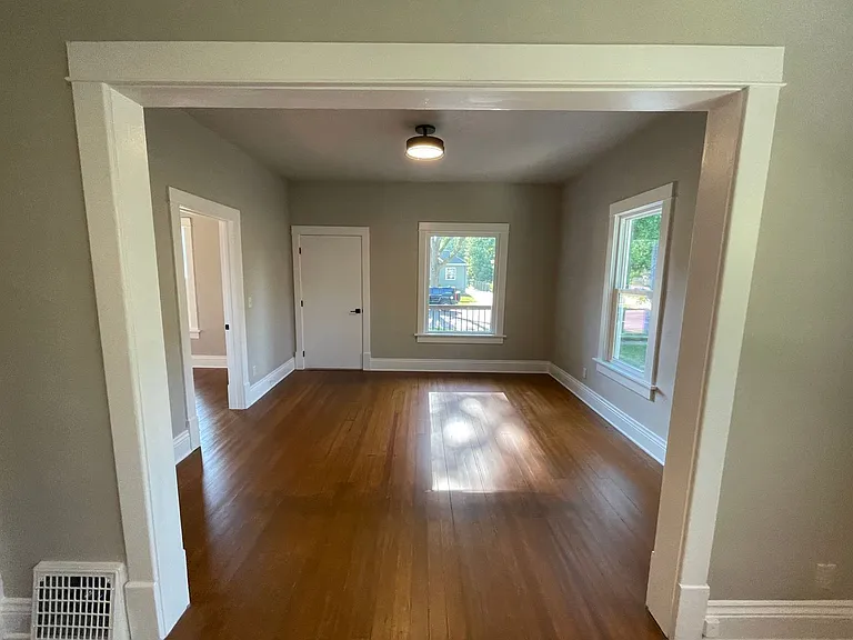 603 S Hawthorne Ave — Photo 7