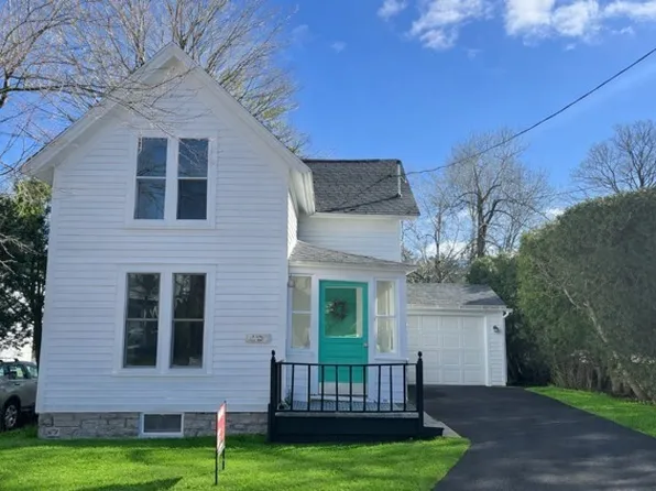 4 Union St, Cazenovia, NY 13035