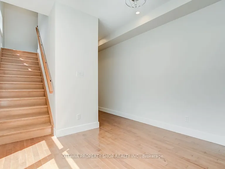 40 5th Ave — Photo 12