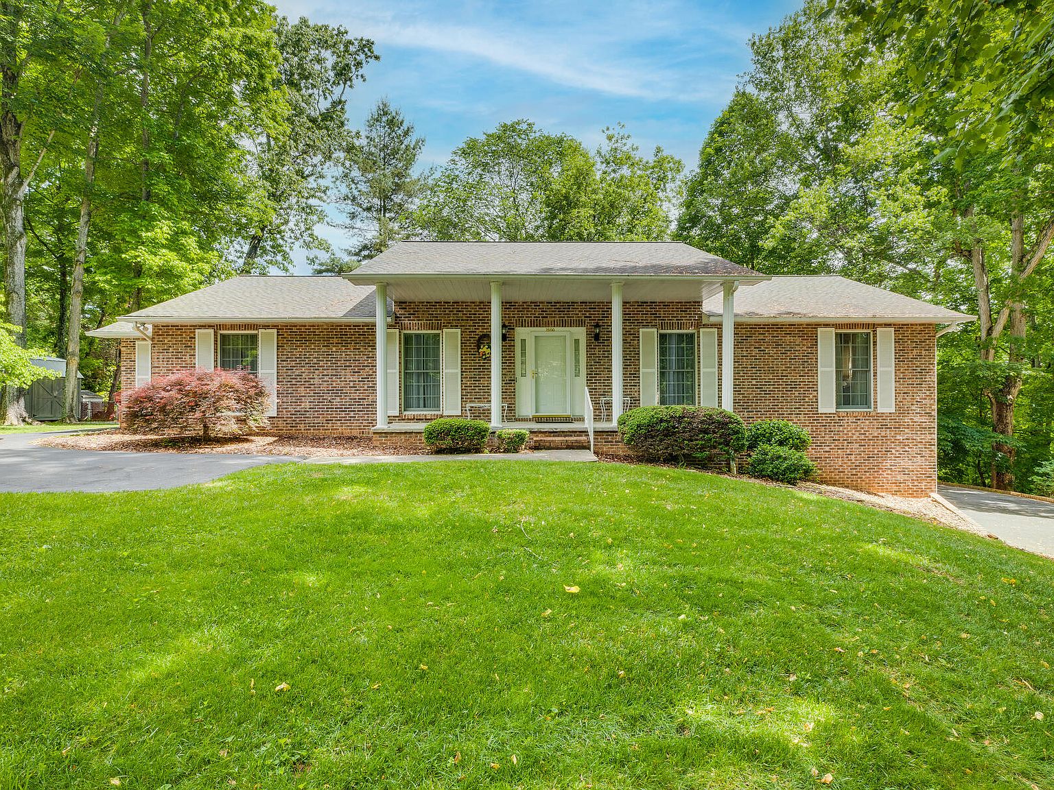 1600 Colonial Ridge Rd, Johnson City, TN 37604 Zillow