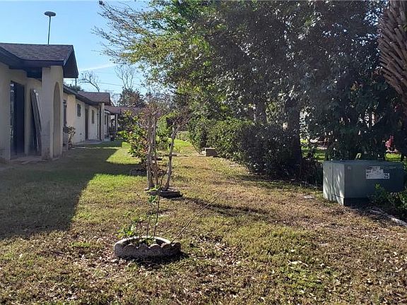 5th image of 1958 Trinity Cir