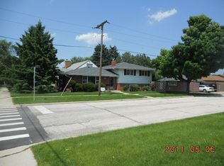 9245 S Menard Ave, Oak Lawn, IL 60453