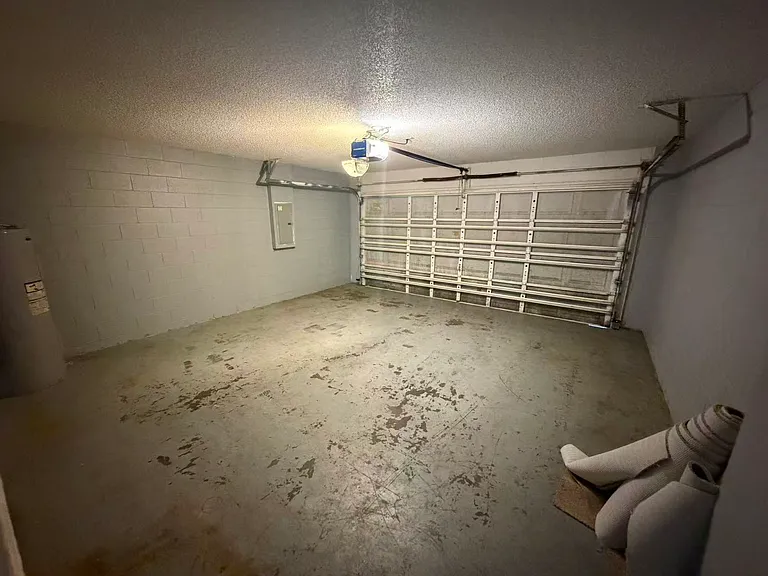 329 Chelmsford Ct — Photo 28