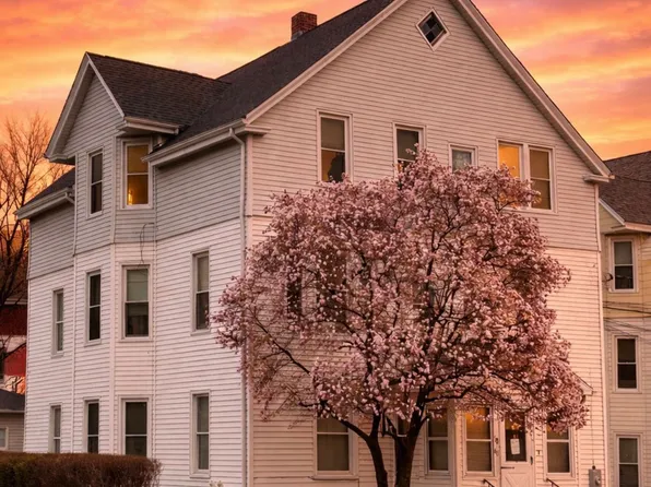 58 Newington Ave Floor 3, New Britain, CT 06051