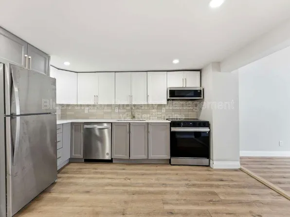 247 Macdonald Ave #2, Belleville, ON K8N 3Z1