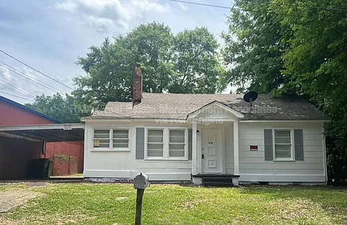 716 Ray St Photo 1