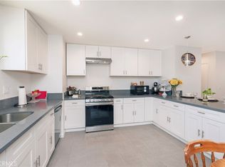 10707 Redwood Ave, Hesperia, CA 92345