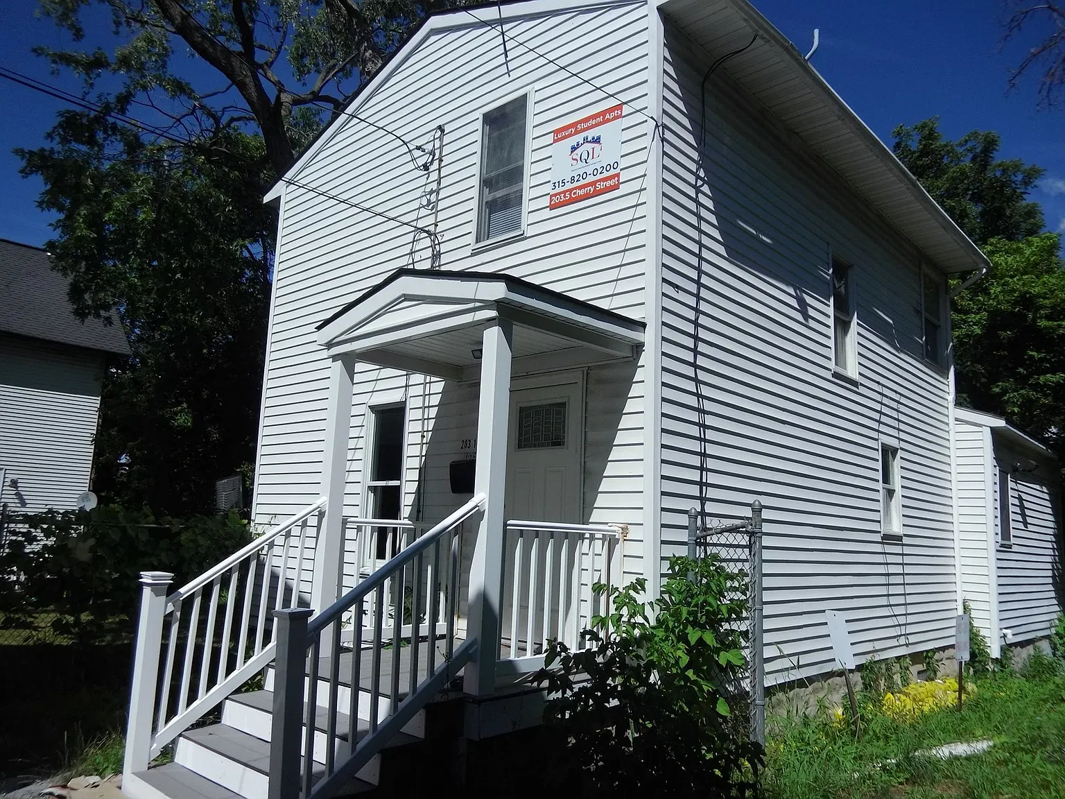 203.5 Cherry St — Photo 1