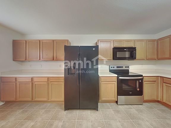 3rd image of 4229 Golden Horn Ln