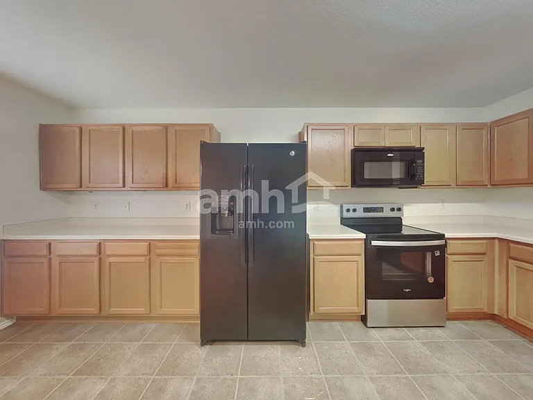 4229 Golden Horn Ln — Photo 3