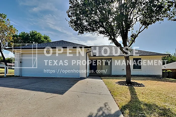 912 Blue Ridge Dr