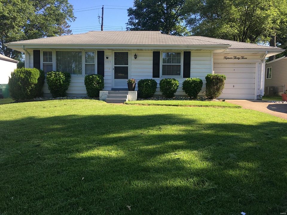 1st image of 1533 Akron Dr