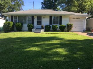 1533 Akron Dr, Saint Louis, MO 63137