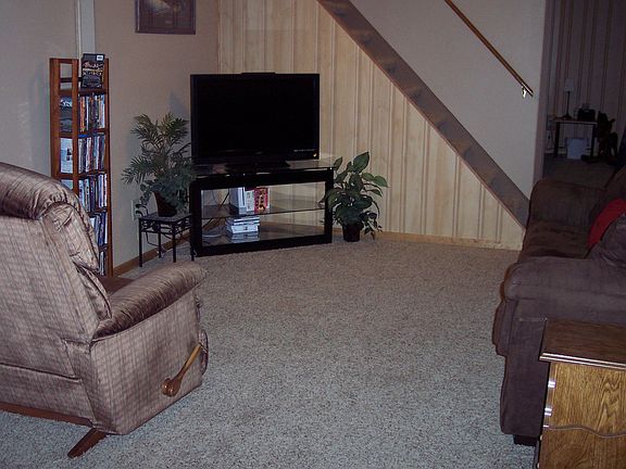 4th image of 3811 F Ave