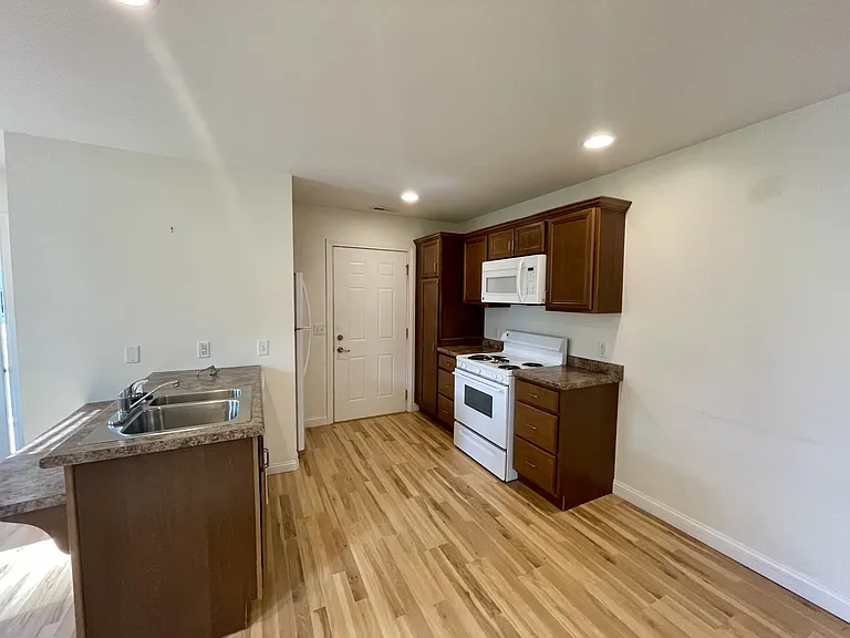 1414 W Mulberry St #1 — Photo 6