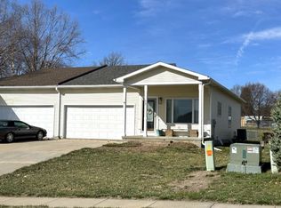 903 E Ridge Dr, Malvern, IA 51551