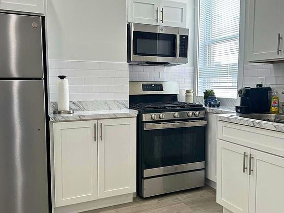 5th image of 28-15 43rd St #1