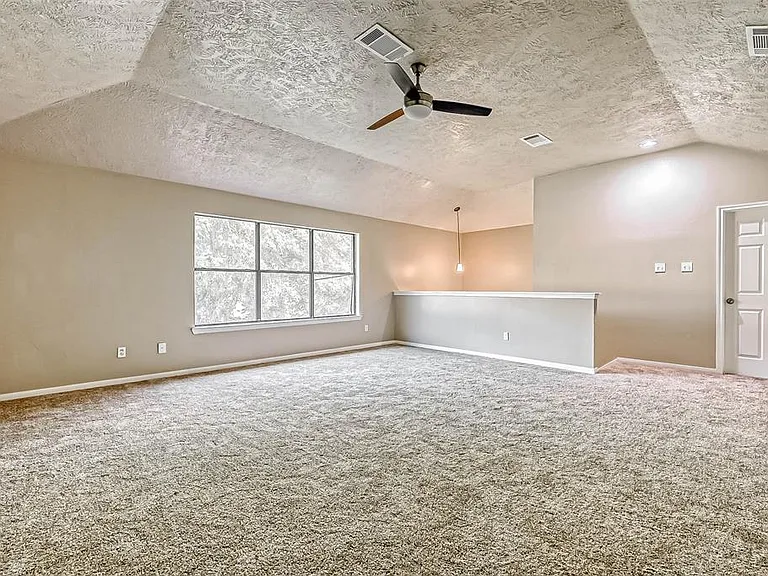 2478 Woodbury St — Photo 42