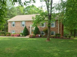 1309 Cottontown Rd, Lynchburg, VA 24503