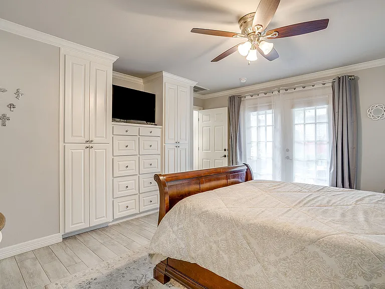 3619 Winston Rd — Photo 8