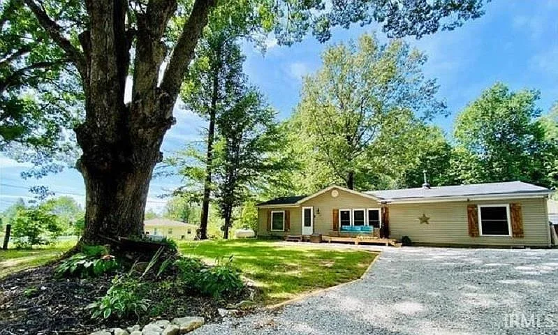 4294 N Chapel Ln photo 1