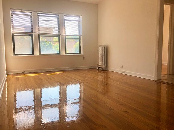3rd image of 4350 N Ashland Ave #Fc0b40b29